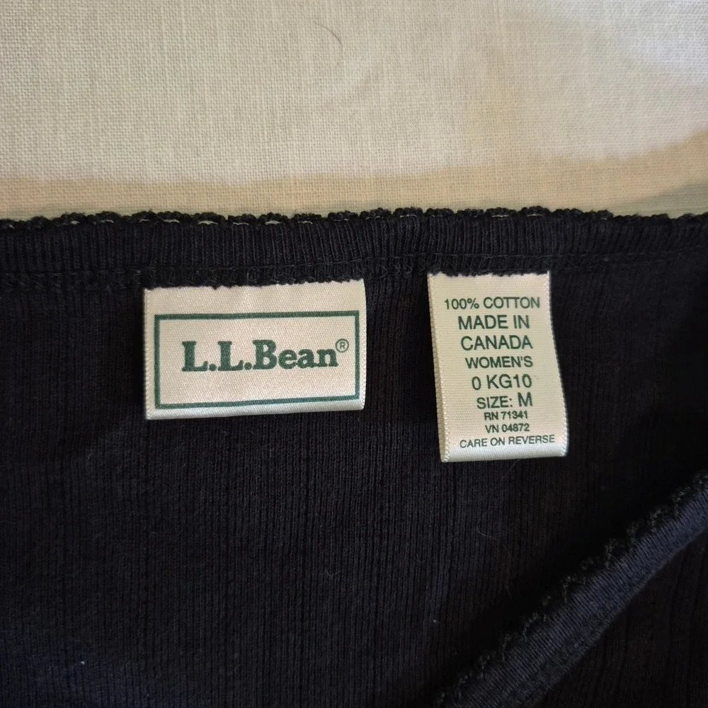 Vtg L.L. BEAN Ribbed Button Down V-Neck 100% Cotton Pointelle Top 90s Minimalism